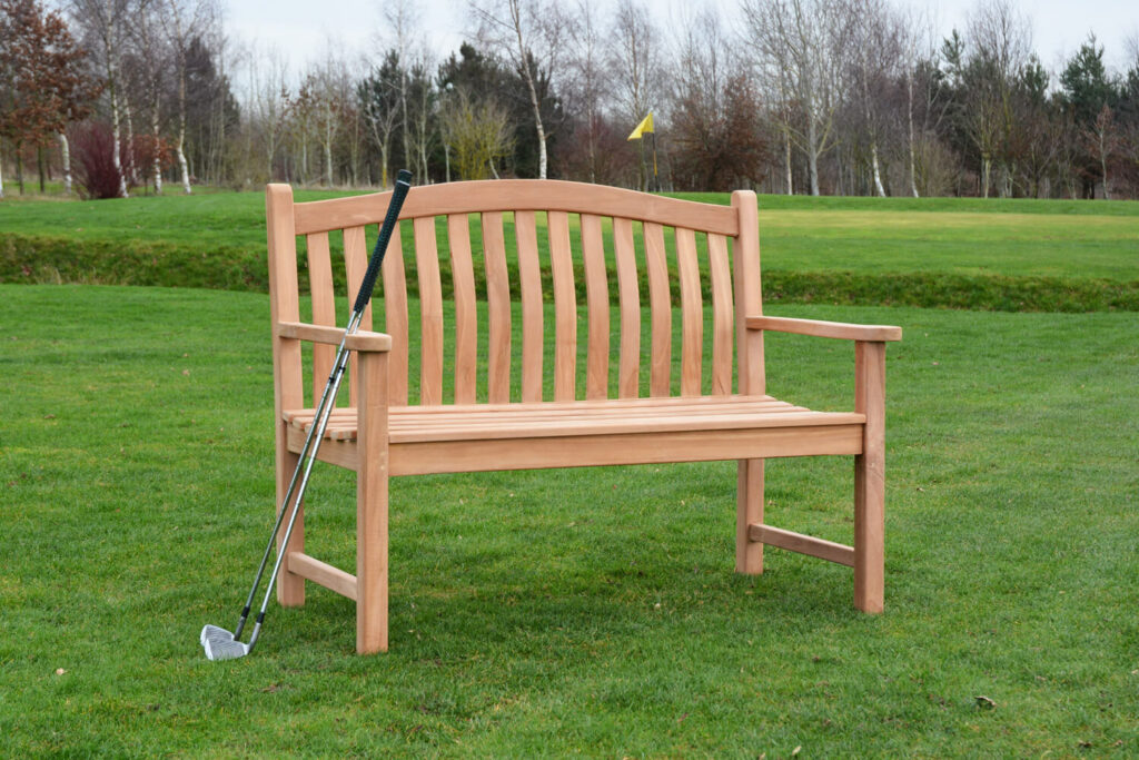 Turnberry 1.2m bench with golf club