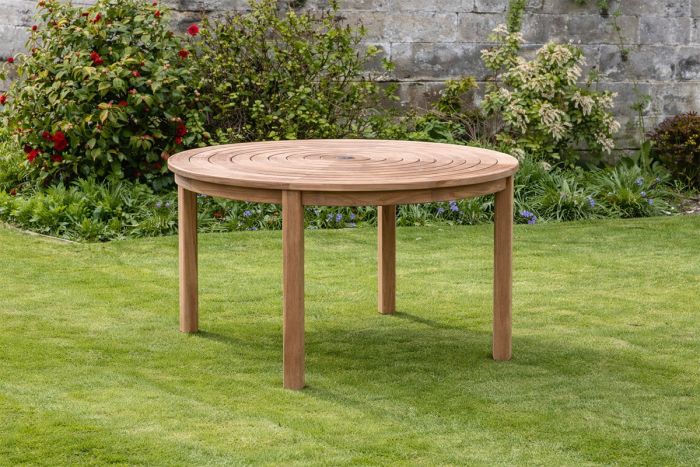 Round teak fixed leg diing table