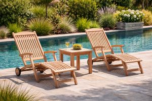 teak steamer lounger set with side table